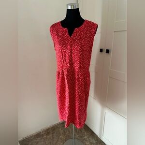 Red Sleeveless Dress
